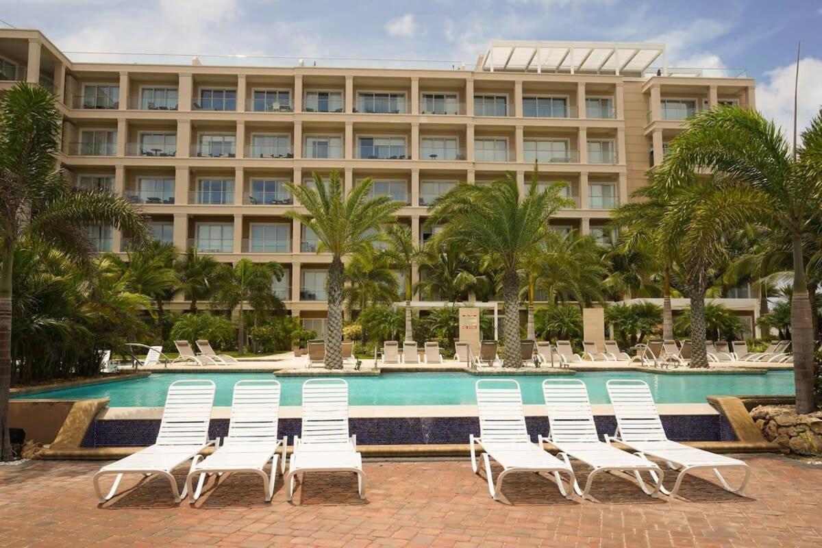 Beautiful Apartment In Eagle Beach Levent Palm Beach Exterior photo